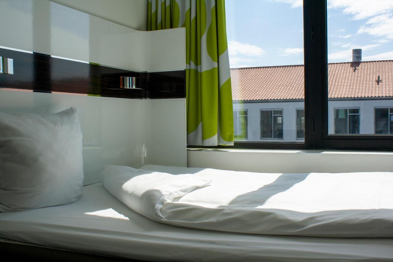 Отель Wakeup Copenhagen - Borgergade Экстерьер фото